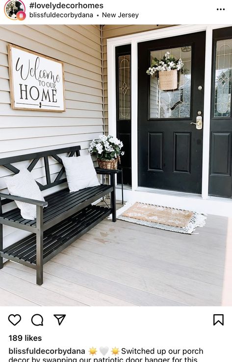 Front Porch Ideas Grey House, Outside Bench Ideas Front Porch, Front Door Bench Entryway Outside, Patio Bench Decor, Outdoor Front Porch Bench Decor Ideas, Small Front Porch Ideas With Bench, Bench Porch Ideas, Front Door Area Decor, Outdoor Entryway Ideas Exterior