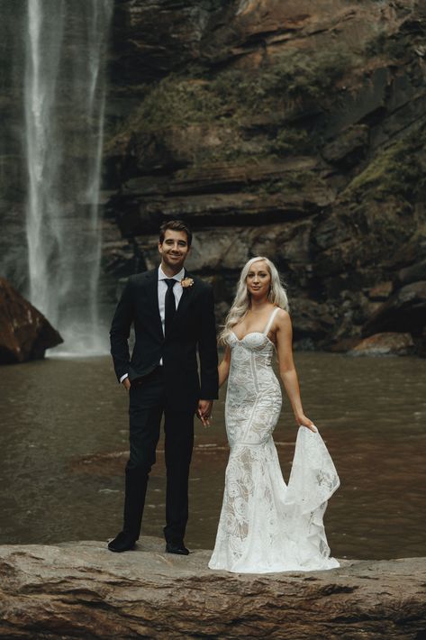 Waterfall Wedding Ceremony, Toccoa Falls Wedding, Georgia Elopement, Toccoa Falls, Wedding Photography Outdoor, Autumn Reception, Adventurous Wedding, Waterfall Wedding, Wood Photography