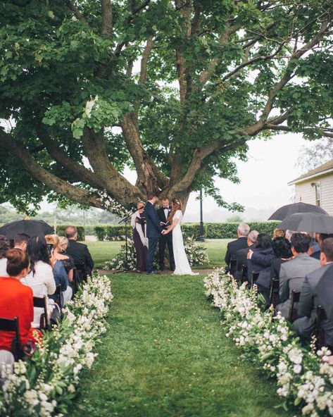 Wedding Ceremony Under A Tree, Wedding Under Tree, Wedding Under Trees, Bohemian Weddings, Wedding Color Scheme, West Coast Style, Wedding Backyard Reception, Outdoor Wedding Dress, Classic Coastal