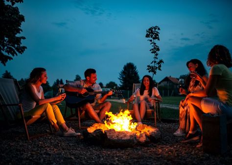 The best bonfire songs to sing with a guitar and friends include “House of the Rising Sun,” “Time of Your Life,” “Hotel California,” and Toto’s “Africa.” Campfire Songs, Camp Songs, Lake Camping, Best Campgrounds, Backcountry Camping, Camping Aesthetic, River Rafting, Backyard Inspo, Up Book