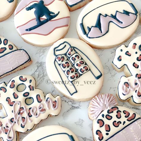 Snowboarding Cookies, Skiing Cookies, Sugar Cookie Party, Ski Birthday, Birthday Party Cookies, Cookie Party Favors, Ski Party, Theme Cookies, Party Cookies