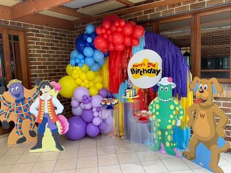 Wiggles Balloon Garland, Wiggles Party Ideas, Wiggles Party Decorations, Wiggles Theme Party, Wiggles Birthday Party, Wiggles Party Food, Wiggles Birthday Party Decoration, Hey Duggee Balloons, The Wiggles Birthday Party Ideas