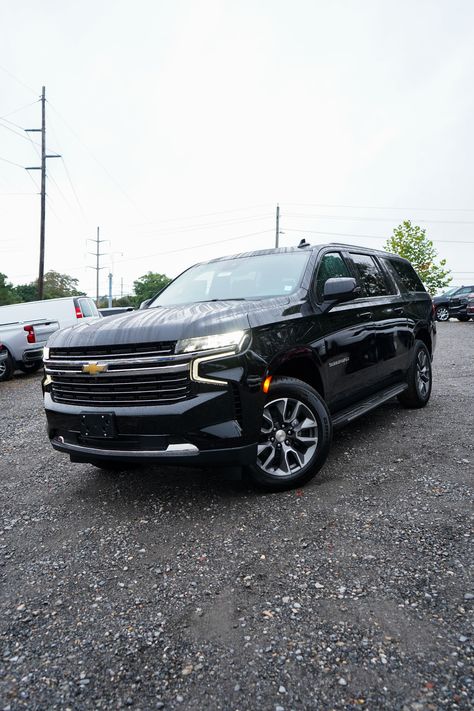 Unmatched space and versatility define the 2024 Chevy Suburban LT. Whether it's a road trip or daily errands, this SUV is built for it all! 💪 (Stock#B40603)   #HealeyBrothers #HudsonValley #EssexCountyNJ #FairfieldCT #Chevy #ChevySuburban #Suburban 2023 Chevy Suburban, Suburban Truck, Chevy Suv, Hudson Valley Ny, Car Chevrolet, Chevy Suburban, Chevrolet Suburban, Steering Column, Car Auctions