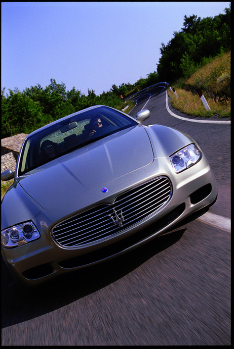 Maserati Aesthetic, Europe Car, Aesthetic Cars, Maserati Quattroporte, Night Landscape, Sports Sedan, Press Photo, Car Brands, Dream Car