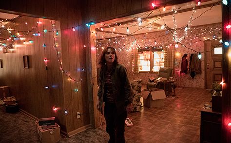 Stranger Things Christmas Lights, Stranger Things Wall, Stranger Things Halloween Party, Stranger Things Lights, Stranger Things Christmas, Stranger Things Halloween, Joyce Byers, Stranger Things Steve, Stranger Things Art