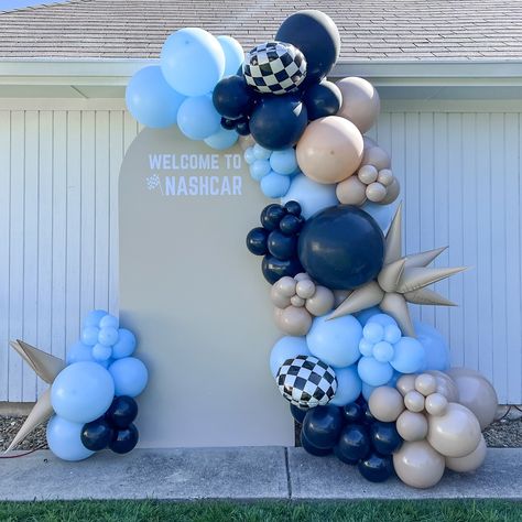 Rev up your engines for a roaring good time with our ‘Nashcar’ theme! 🏁🚗 we are just Loving the checkered balloons that bring this whole look together! 🎈💙 Checkered Balloons, Arch Backdrop, Good Time, Party Decor, Just Love, Dallas, Arch, Party Decorations, Balloons