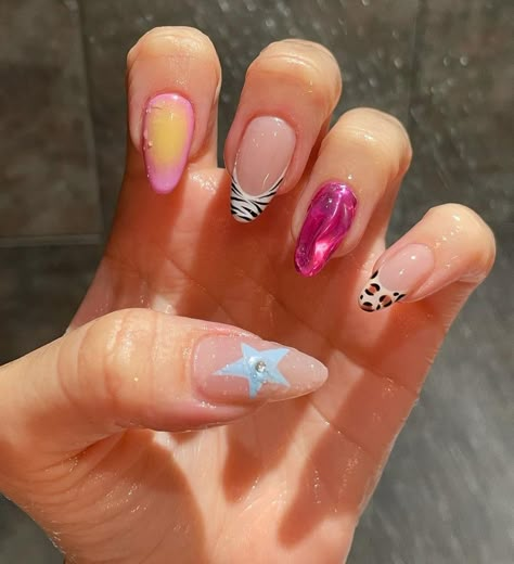 Fun Birthday Nails Almond, Lisi Shops Nails, 13 Going On 30 Nails, Spring Nails With Design, Ny Nails Design, All Different Nails, Summer 2025 Nails, Funky Colorful Nails, Festival Nails Coachella