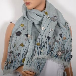 Embroidered Scarves, Shawl Design, Embroidery Scarf, Sophie Digard, Kurti Designs Latest, Embroidered Scarf, Wool Embroidery, Wedding Hat, Scarf Women Fashion