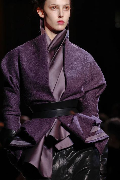 Purple Coat, Disney Fairies, Haider Ackermann, Live Fashion, Purple Fashion, Shades Of Purple, Fashion Details, Dark Purple, Runway Fashion