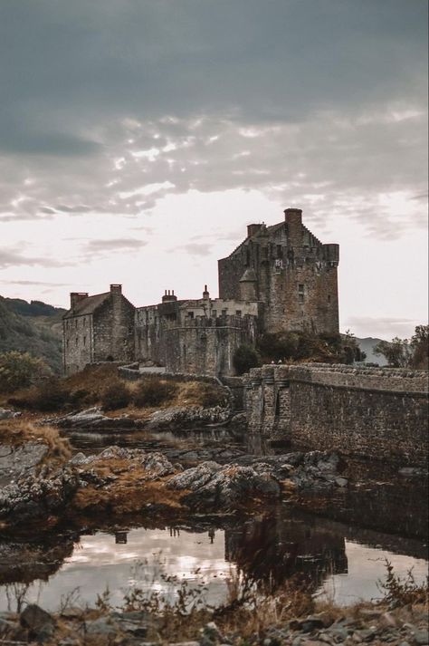 Scottish Castles Aesthetic, Scotland Castle Aesthetic, Inverness Scotland Photography, Inverness Photography, Inverness Scotland Aesthetic, Inverness Aesthetic, Scotland Aesthetic Wallpaper, Scotland Inverness, Highlands Castle