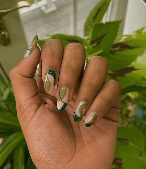 20+ Ideas For Stunning Spring Acrylic Nails | Mint Green Nails, Green Acrylic Nails, Dark Green Nails, Green Nail Art, Spring Acrylic Nails, Makeup Hacks Beauty Secrets, Green Nail Designs, Nails Prom, Almond Acrylic Nails