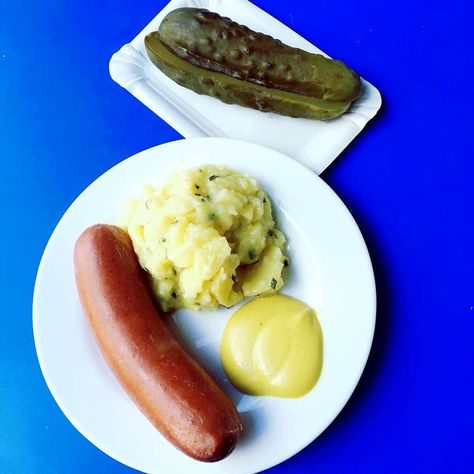 Frankfurter Sausage, Internet Shopping, Street Foods, Anthony Bourdain, Authentic Recipes, Sausage Recipes, Local Food, Street Food, The Original