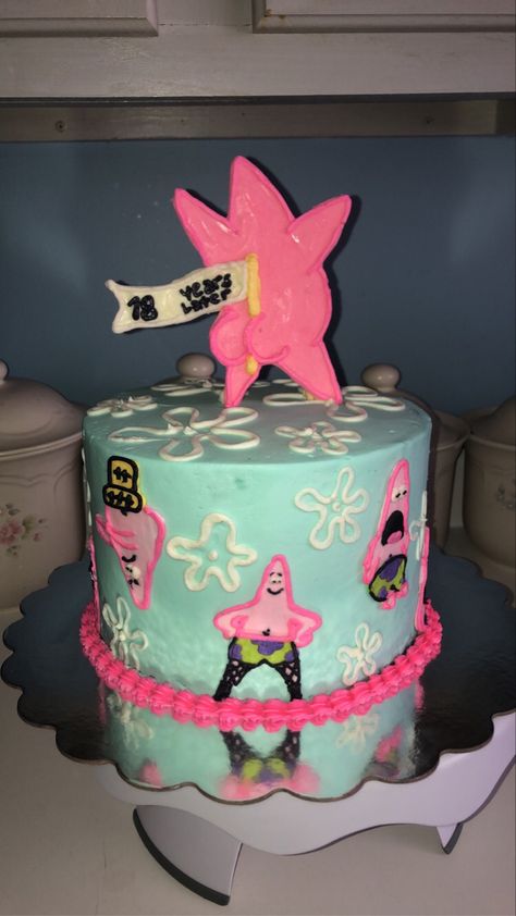 Spongebob 18th Birthday Cake, Spongebob And Patrick Birthday Cake, Pretty Bday Cakes, Patrick Star Birthday Cake, Patrick Cake Spongebob, Pearl Spongebob Sweet 16 Cake, Cake Design 18th Birthday, Little Cakes Ideas, Star Cake Aesthetic