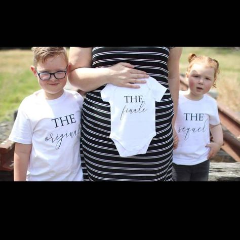 "You know there's always room for a blooper reel??!!\n\nThanks Clare for the gorgeous photos of your growing tribe 💕" Sibling Pregnancy Announcement, Pregnancy Announcement Sibling, Bloopers, Kid Tees, Pregnancy Announcement, Gender Neutral, T Shirts For Women, Trending Outfits, Women's Top