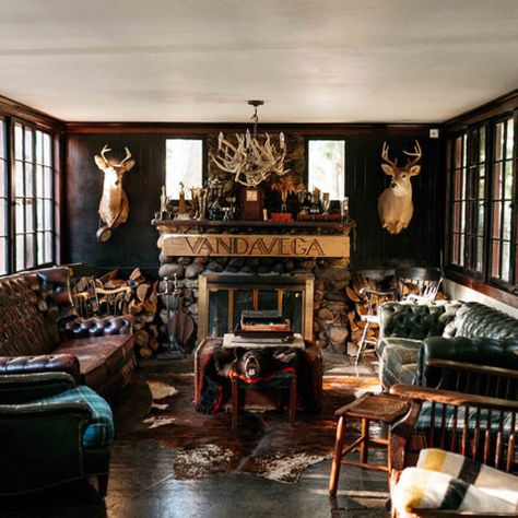 Matt Scheffer - Camp Wandawega Greenhouse Studio, Deer Mount Decor, Kelly Purkey, Men’s Bedroom Ideas, Deer Head Decor, Hunting Lodge Decor, Camp Wandawega, Hunting Room, Rustic Room