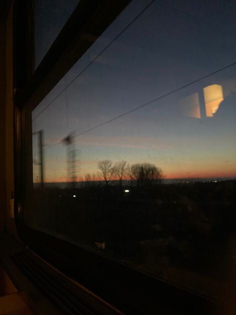 Train Cabin Aesthetic, Amtrak Train Aesthetic, Dark Train Aesthetic, Train Aesthetic Night, Train Night Aesthetic, Night Train Aesthetic, Train At Night, Train Cabin, Train Lights