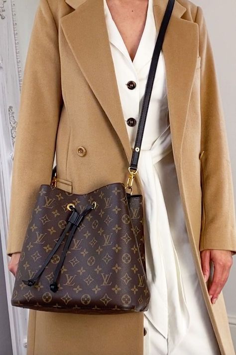 Neoneo Mm Louis Vuitton, Neo Noe Louis Vuitton Outfit, Lv Neonoe Bag, Louis Vuitton Brown Bag, Lv Clothing, Louis Vuitton Mini Bag, Noe Louis Vuitton, Brown Winter Coat, Louis Vuitton Outfit