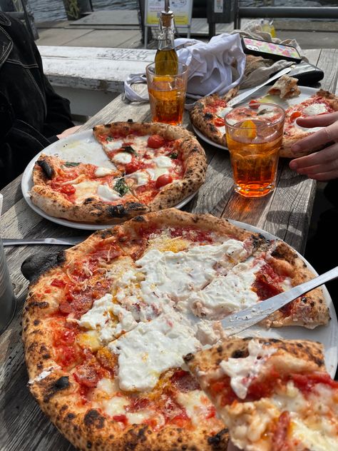 Fall Italy Aesthetic, Italy Food Astethic, Messy Italian Girl Aesthetic, Italy In Winter Aesthetic, Italian Winter Aesthetic, Italian Food Astethic, Rich Italian Aesthetic, Italian Food Aethstetic, Italy Aesthetic Winter