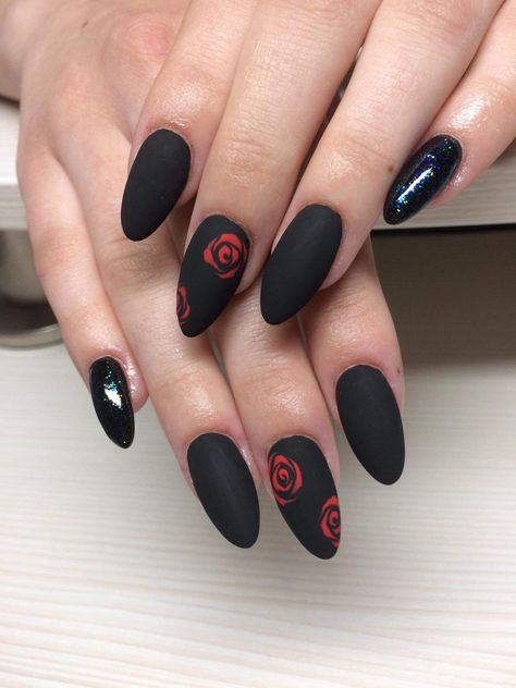 Black With Roses Nails, Black With Red Roses Nails, Black Nails With Red Flower Design, Black Roses Nails, Red And Black Nails Rose, Black Nails Red Flowers, Black And White Rose Nails, Flower Black Nails, Black And Red Flower Nails