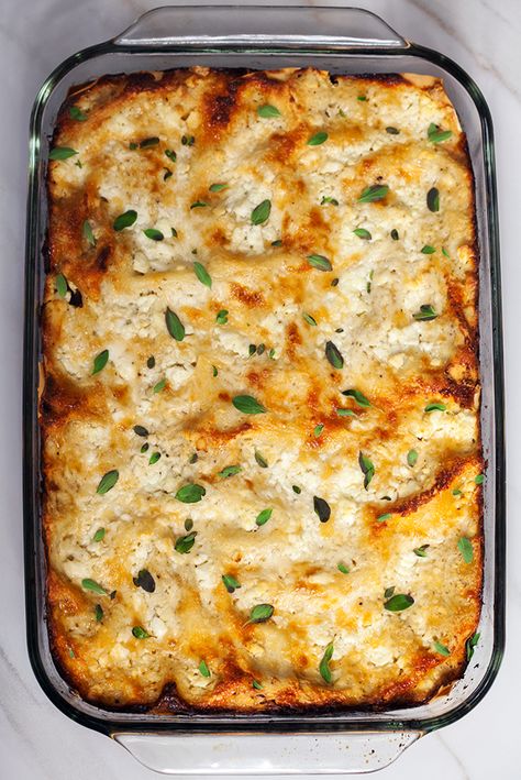 Ground Lamb Lasagna, Lamb Lasagna Recipe, Lamb Lasagna, Moroccan Foods, Ground Lamb Recipes, Pasta Casseroles, Lamb Casserole, Lamb Ragu, Greek Foods