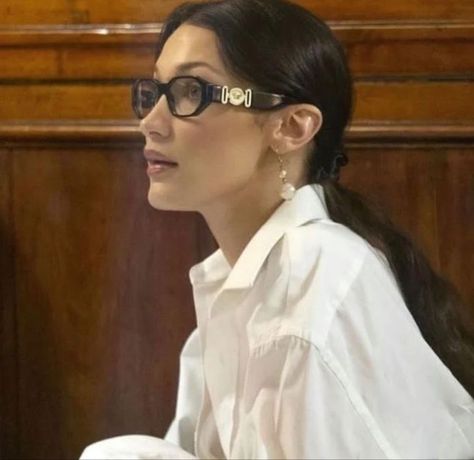 University Style, Intelligent Women, Intj, Bella Hadid, Study Motivation, Lawyer, Business Women, Cool Girl, Vision Board