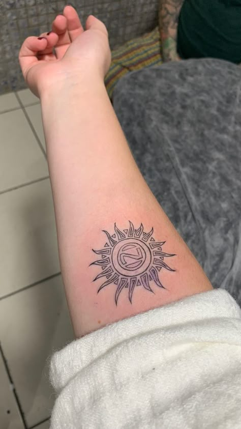 Alice In Chains Sun Tattoo, Alice In Chains Tattoo Ideas, Alice In Chains Tattoo, Tattoo Ideas 333, Sublime Tattoo, Music Sleeve, Underboob Tattoo Designs, Chain Tattoo, Future Tattoo Ideas