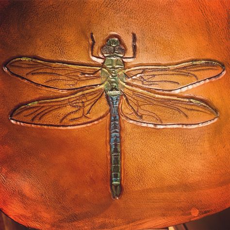 Leather tooled dragonfly Common Green Darner (male) by Rustle Up Some Grub IG: rustleupsomegrub Leather Patterns, Leather Ideas, Leather Carving, Dragon Fly, Leather Crafts, Leather Art, Leather Pattern, Leather Work, Tooled Leather