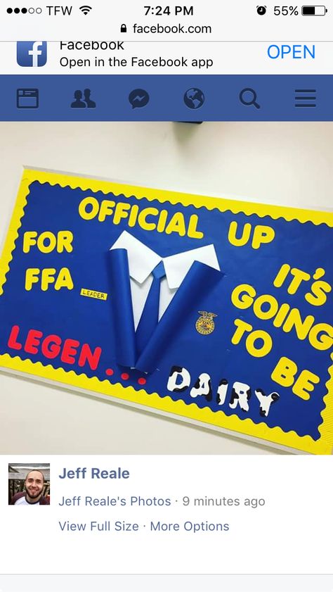 New school year banner Senior Wall Mural Ideas High Schools, Ffa Bulliten Board, Ffa Room Decor, Ffa Chapter Activities, Ffa Week Activities, Ffa Scrapbook Ideas Layout, Ag Classroom Bulletin Boards, High School Agriculture Classroom, Ffa Board Ideas