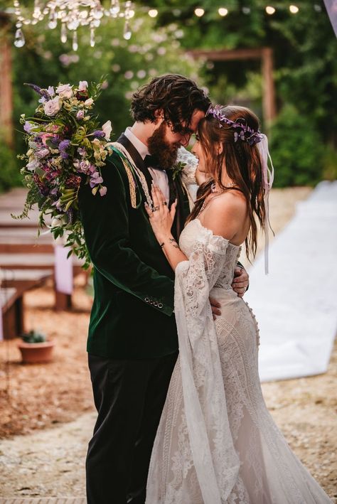 Small Fairy Wedding, Cottage Fairy Wedding, Faerie Wedding Decor, Pagan Wedding Photography, Wedding In Trees, Mystical Woodland Wedding, Fairy Witch Wedding, Fantasy Woodland Wedding, Wedding Dresses Witchy