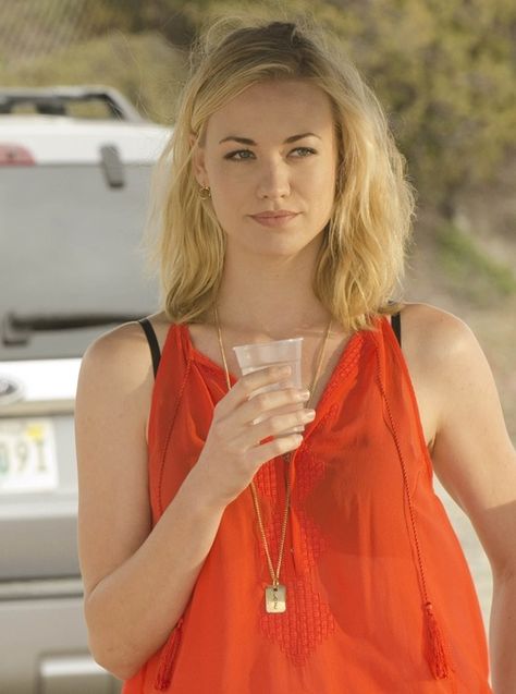 Yvonne Strahovski Dexter, Sarah Walker Chuck, Hannah Mckay, Yvonne Strahovski Chuck, Miranda Lawson, Sarah Walker, Gotham Knights, Yvonne Strahovski, Short Blonde