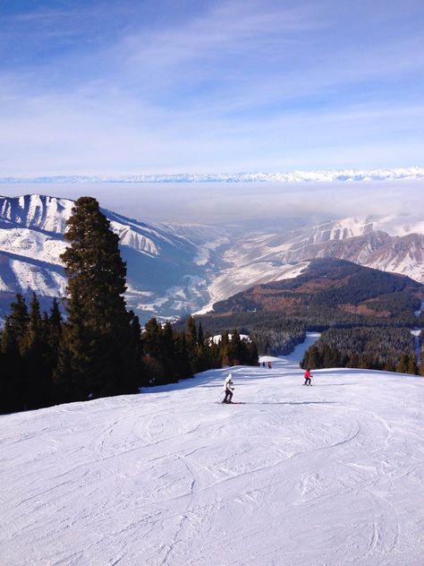 Skiing in #Kyrgyzstan, Karakol gorge Ice Scenery, Kyrgyzstan Travel, Beautiful Snow, Snow Pictures, Dashing Through The Snow, Central Asia, Middle Earth, Horseback Riding, Rafting