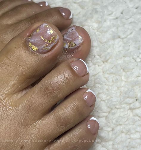 Semi Pies, Pedicure Pies, Gel Pedicure, Pretty Toe Nails, Inspired Nails, Manicure Y Pedicure, August 10, Mani Pedi, Acrylic Nail Designs