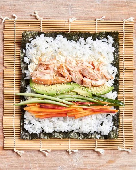 Baked Salmon Sushi Healthy Recipes | Martha Stewart Living � Learn how to roll your own sushi, and you�ll never be tempted by the grocery-store variety again! Cooked Sushi Rolls, Resep Sushi, Salmon Sushi Rolls, Resep Burger, Sushi Recipes Homemade, Sushi Recipe, Recipe Salmon, Make Sushi, Easy Sushi