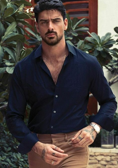 Handsome Italian Men, Michele Morrone, Italian Men, Stylish Mens Outfits, Mens Casual Outfits, Man Crush, Good Looking Men, Mens Street Style, Celebrity Crush