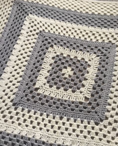 Granny square blanket in cream and grey Grey Granny Square Blanket, White Granny Square Blanket, Cream Granny Square, Crochet Granny Square Blanket, Inspo Pics, Crochet Stitches For Beginners, Granny Square Blanket, Gray Blanket, Square Blanket