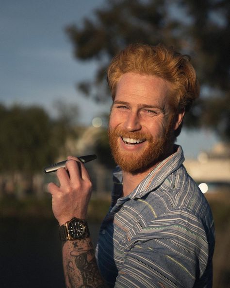 Gwilym C Pugh on Instagram: “It’s mah birthday... This mah birthday face 😁 . . . . . #napavalley #bottlerocknapa #California #Vacation #GingerHair #selfie #blueyes…” Gwylim Pugh, Gwilym Pugh, Ginger Guys, Men's Hair Styles, Bill Weasley, Red Hair Men, Redhead Men, Red Beard, Ginger Beard