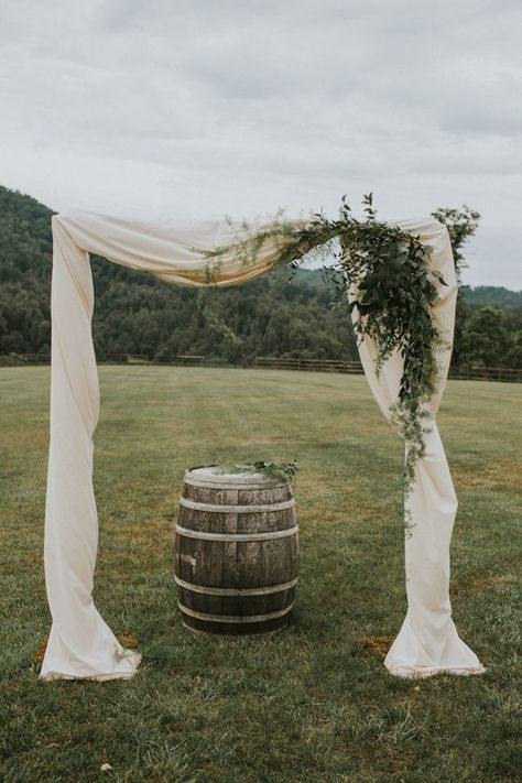 Fabric Drape Wedding Arch, Wedding Arbor Simple, Wedding Arbor Ideas Diy, Simple Arbor Wedding, Wedding Arch With Fabric, Wedding Arch Fabric, Wedding Arch White, Wedding Arch Decor, Wedding Arbors