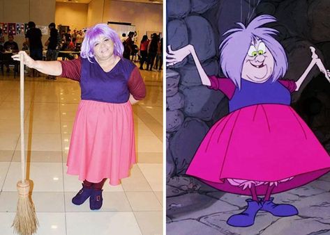 Madame Mim Cosplay || The Sword in the Stone || By Mymodernmet Madam Mim Cosplay, Madame Mim Costume, Madam Mim Costume, Villains Costumes, Madam Mim, Disney Villain Costumes, Manaus Brazil, Women Characters, Mom Dresses