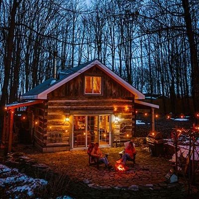 Ontario Cottages, Eco Cabin, Old Cabins, Log Cabin Living, Cabin In The Mountains, Cottage Retreat, Small Cottages, Forest Cabin, Luxury Cottage