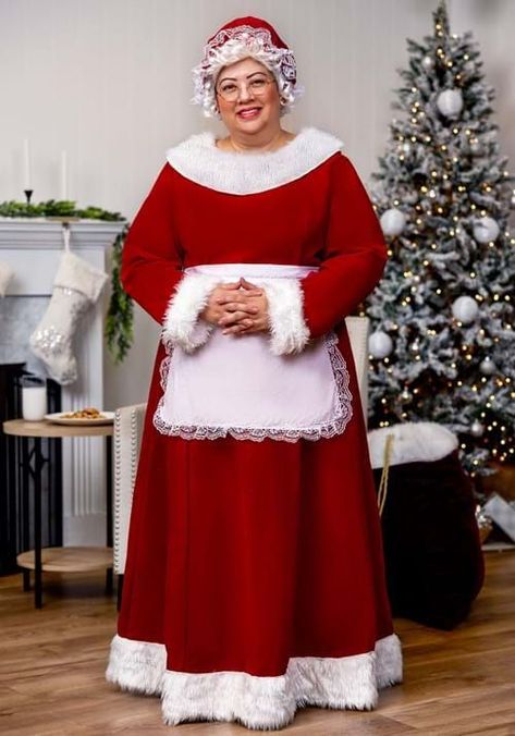 Diy Mrs Claus Costume, Mrs Clause Costume, Mrs Santa Claus Costume, Christmas Floats, Mrs Claus Costume, Mrs Claus Outfit, Mrs Claus Dress, Mrs Clause, White Wig