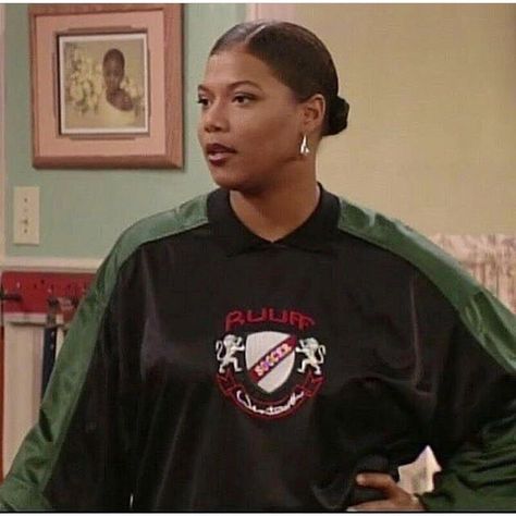 𝖍𝖎𝖌𝖍 𝖕𝖗𝖎𝖊𝖘𝖙𝖊𝖘𝖘 on Twitter: "Queen Latifah as Khadijah James ✨… " Queen Latifah 90s, Black 90s Fashion, Living Single, Queen Latifah, 90s Fashion Outfits, 90s Outfit, Black Excellence, Black Culture, Aaliyah