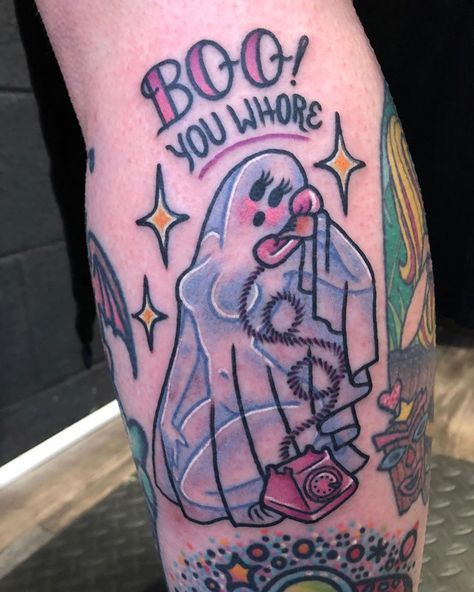 Ginny Neumann on Instagram: “Mean Girl Ghost & fuzzy dice from my flash.✨ Thank you, Ghost! 💕 . . .  #tradtattoo #tradtattoos #traditionaltattoos #ladytattooer…” Bean Tattoo, Floral Witch, Fuzzy Dice, Favorite Tattoos, Sharpie Tattoos, Ghost Tattoo, Inspiration Tattoo, Tattoos Geometric, Tramp Stamp