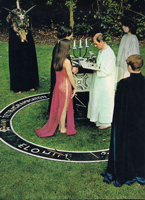 Handfasting Ceremony, Ceremonial Magick, Traditional Witchcraft, Spell Casting, Occult Art, Anna White, Witch Aesthetic, Spells Witchcraft, Witchy Woman