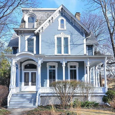 Happy Mansard Monday! The James Dunton House, built in 1869, is one of the oldest surviving homes in the town of Arlington Heights. In 1871, two years after this Italianate was constructed, local townspeople gathered on its roof to watch the Great Chicago Fire, which burned for nearly 3 days about 25 miles away. #historichome #oldhome #archi_ologie #bluehouse #italianate #theamericanhome #mansardmonday #mansard #arlingtonheights Light Blue Victorian House, American Homes Exterior, Blue Victorian House, White Victorian House, Great Chicago Fire, Light Blue Houses, Victorian House Colors, Starter Homes, Brindleton Bay