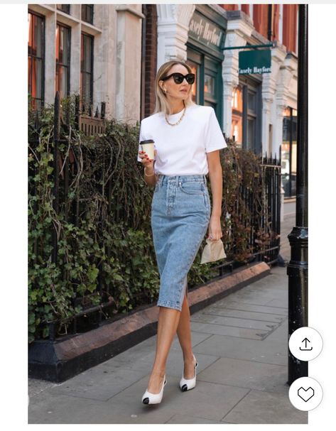 Denim Skirt And Tshirt Outfits, Denim Midi Skirt Outfit Office, Jean Skirt Outfits 2023, Midi Denim Skirt Outfit Spring, Professional Skirt Outfits, Chic Relaxed Fit Denim Pencil Skirt, White Denim Midi Skirt Outfit, Chic Knee-length Denim Skirt For Summer, Jeans Midi Skirt Outfit