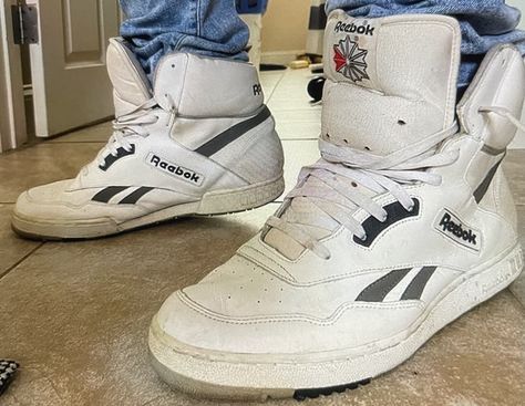 White Sneakers High Tops, 80s Sneakers, Mens New Balance, 90s Fashion Men, Adidas Retro, Pretty Shoes Sneakers, Shoes Basketball, Gym Clothing, Hype Shoes