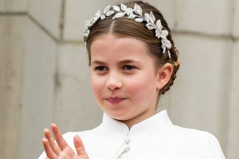 Princess Charlotte Coronation, Prince William Daughter, Prince Georges, Prince William Et Kate, Princesa Charlotte, Prince Louis, Lady Louise Windsor, Princes Diana, Elisabeth Ii