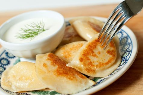 Pierogi are filled Polish dumplings that can be sweet or savory with a variety of fillings. Dumplings are common worldwide; this is how Poles make them. European Snacks, Gluten Free Pierogies, Potato Dough, Pierogi Filling, Polish Dumplings, Polish Pierogi, Crepe Suzette, Pierogi Recipe, Dumpling Dough