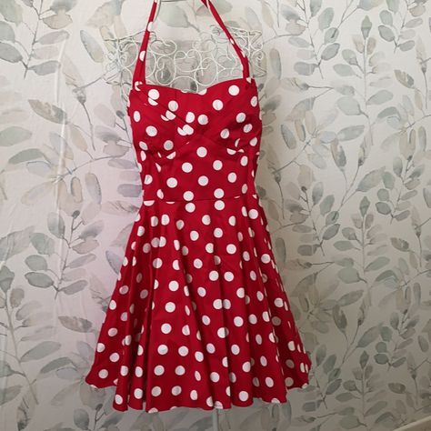 Vintage Style Red Polka Dot Dress Size Large. Halter Alter Or Strapless, Strap Is Removable And Adjustable. Dress Never Worn. See Photos. Approximate 27-28 Inch Waist Skirt Length Approximately 18 Inches From Waist Strap Length 25.5 Inches With Two Adjustable Buttons Zipper Back With Elastic Around Upper-See Photos. 70s Inspired Outfits, Adjustable Dress, Red Polka Dot Dress, Waist Strap, Red Polka Dot, 70s Inspired, Inspired Outfits, Polka Dot Dress, Large Size Dresses