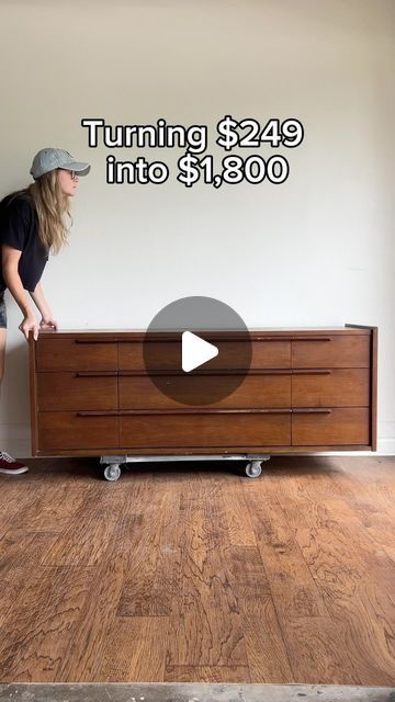 Erin Shuford • DIY Furniture Flips • MCM Refinishing on Instagram: "This set was trashed, but I love a challenge 🥰   Comment “LINK” for a list of everything I used to restore these beauties!   I found this mid century modern set on Facebook Marketplace and saw past the damage to its true potential! Restoring the large oil stained top and badly damaged veneer was definitely a challenge, but with the right products and techniques you can fix almost anything!  Drop any questions about this process in the comments! ♥️" Diy Mid Century Modern Furniture, Furniture Refurbishing, Redoing Furniture, Diy Mid Century Modern, Restoring Old Furniture, Diy Mid Century, Mid Century Painting, Diy Furniture Flip, Furniture Fix